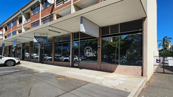 90  m² Commercial space