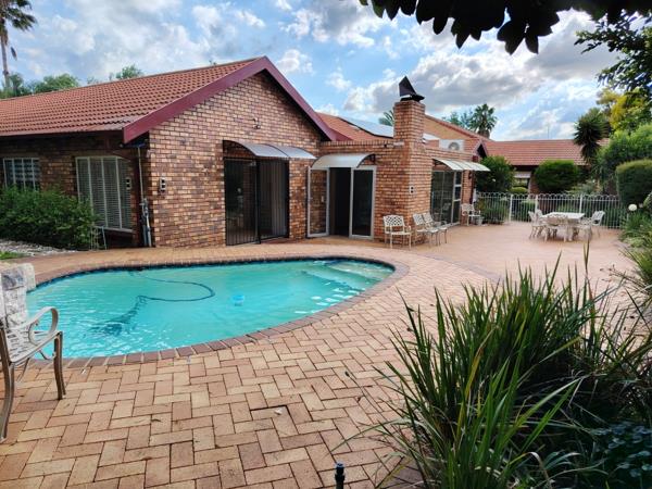 6 Bedroom House
