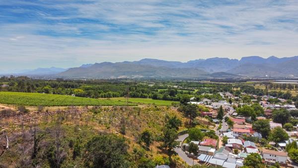 Vacant Land in Pniel