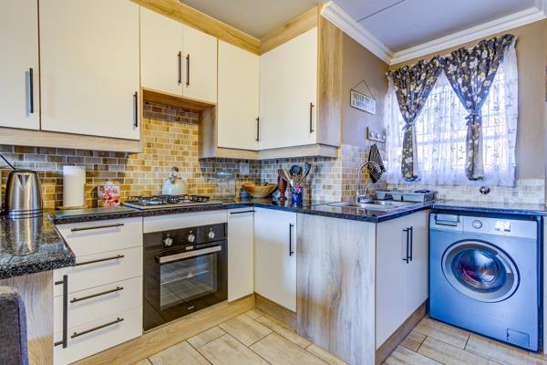 2 Bedroom Townhouse