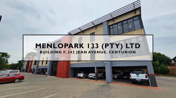 1 371  m² Office Space