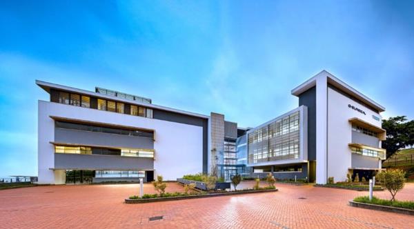 552  m² Office Space