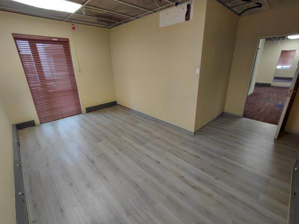 424  m² Commercial space