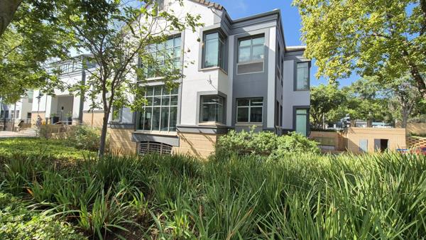 299  m² Office Space