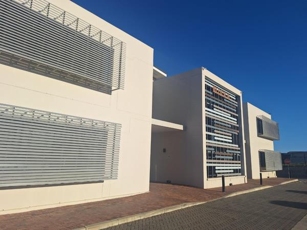 123  m² Commercial space