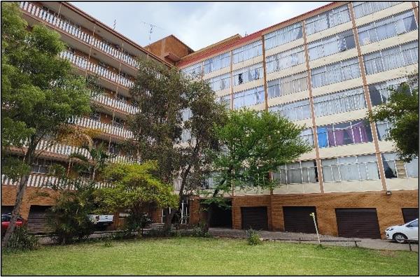 1.5 Bedroom Apartment