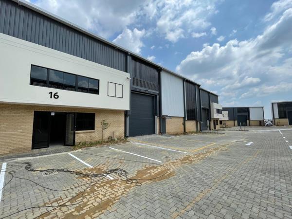 895  m² Industrial space
