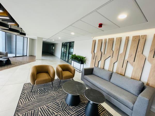 2 000  m² Commercial space