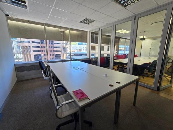 318  m² Office Space