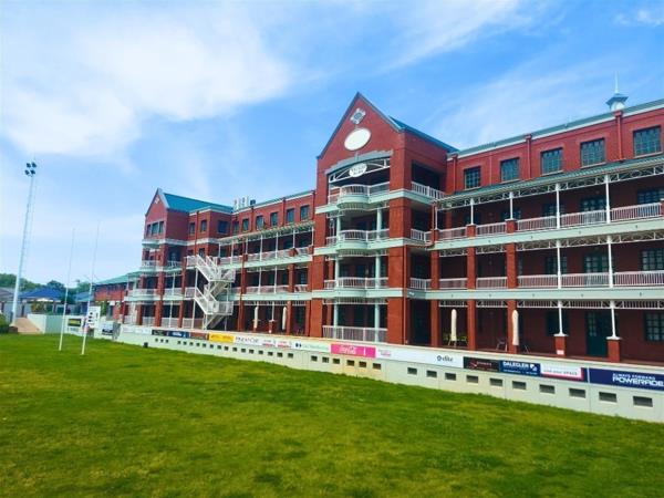 1 029  m² Commercial space