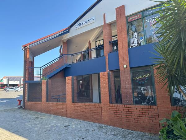 104  m² Retail Space