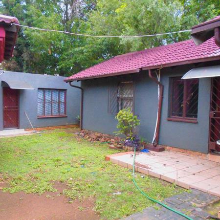 1 Bedroom Garden Cottage