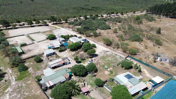 1.1 ha Smallholding
