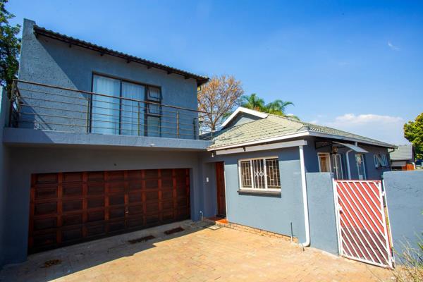 6 Bedroom House