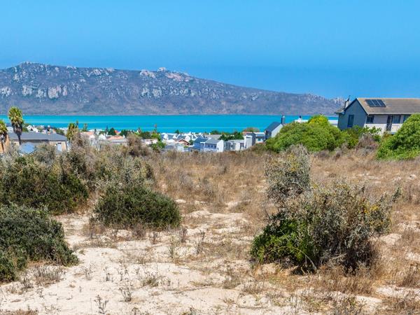 722 m² Land