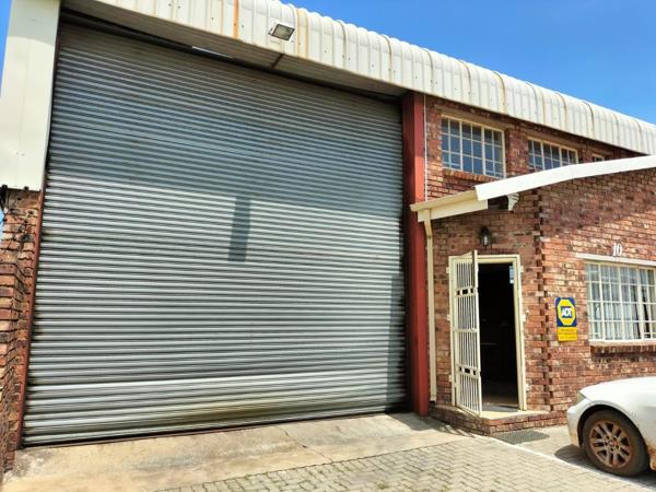 353  m² Industrial space