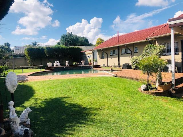 House in Lambton - View 2