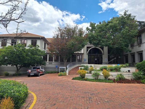 150.9  m² Commercial space