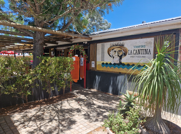 300 m² Commercial space