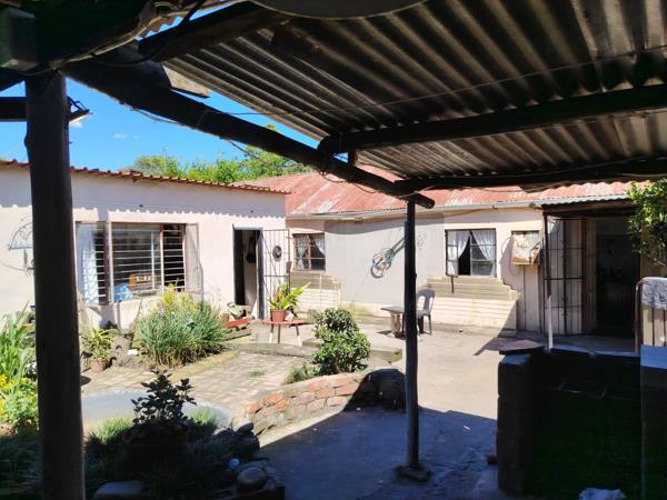 1.5 ha Smallholding