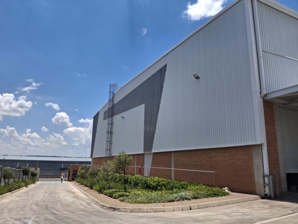 988 m² Industrial space