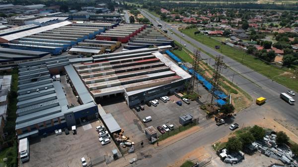 6 061  m² Industrial space