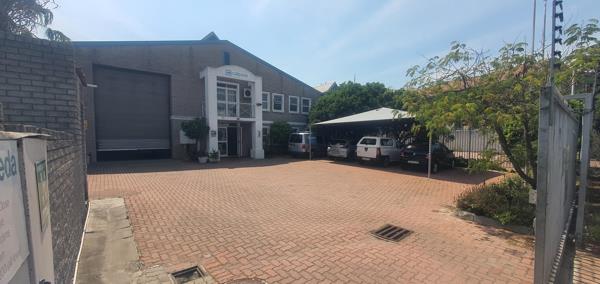 600  m² Industrial space