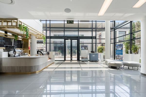 380 m² Commercial space