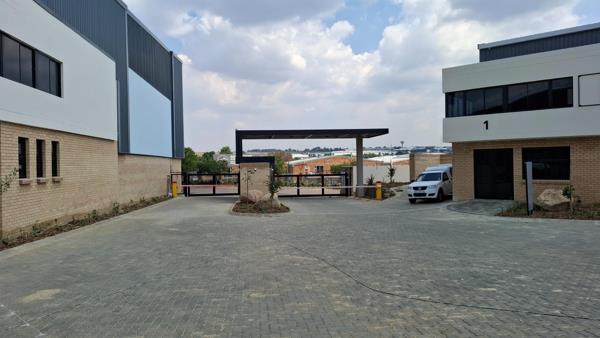 785  m² Commercial space