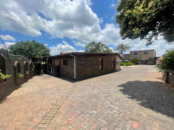 276  m² Office Space