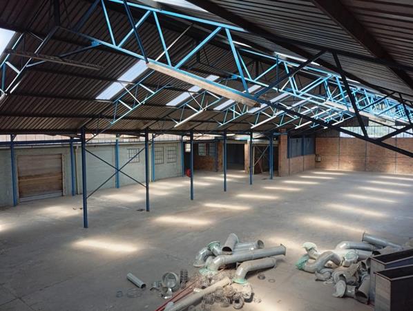 1 667  m² Commercial space