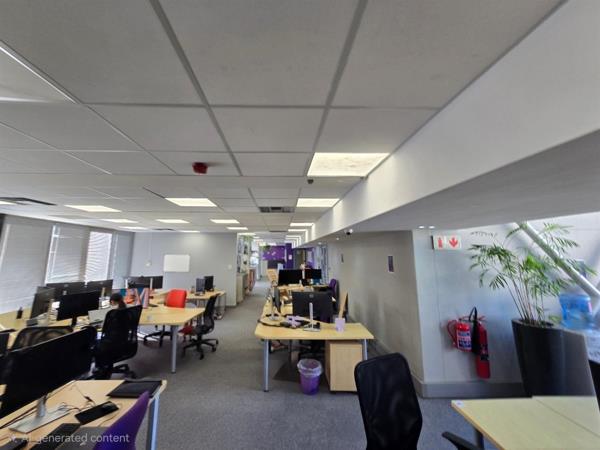 534  m² Office Space