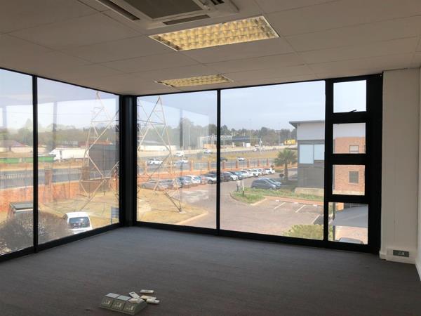 383  m² Office Space