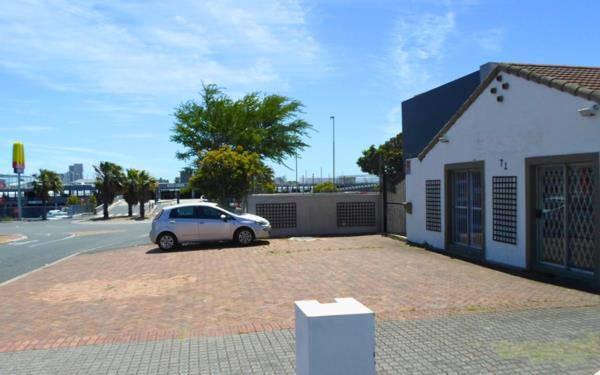 175  m² Office Space