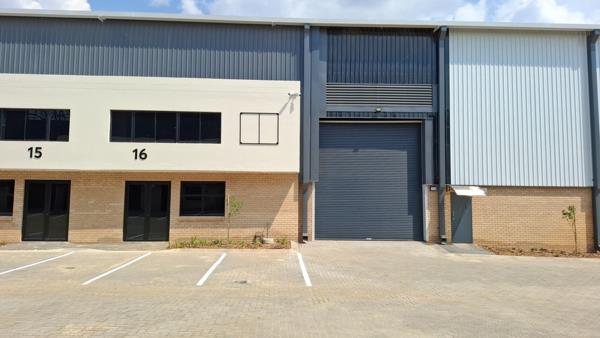 895  m² Industrial space