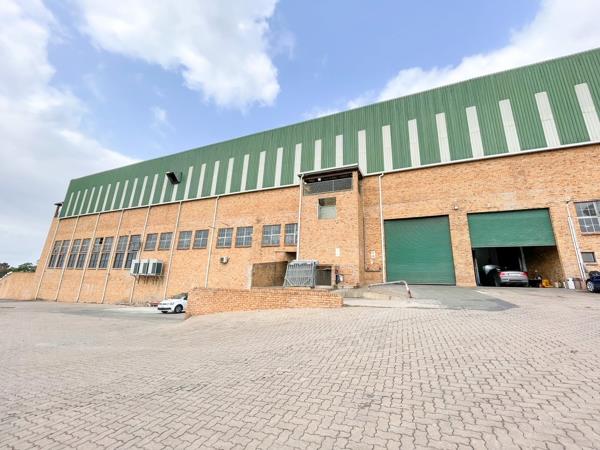 2 400 m² Commercial space