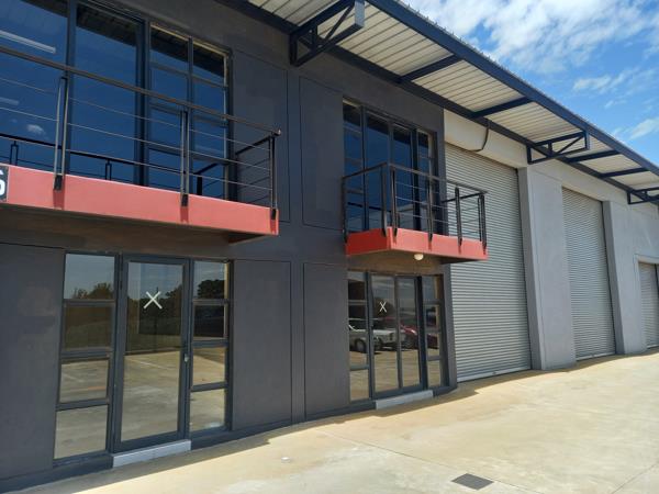 712  m² Industrial space