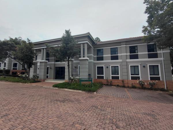 325 m² Commercial space