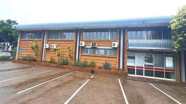 820  m² Industrial space