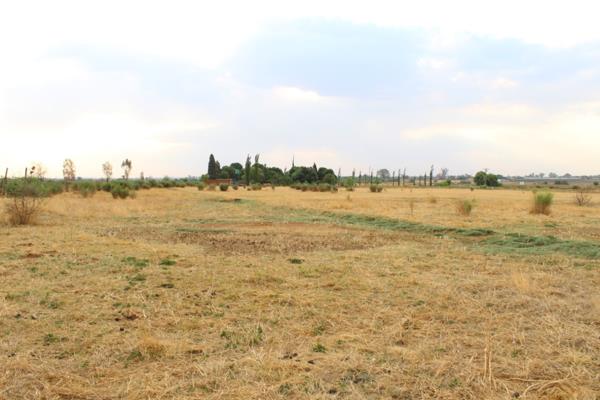 3 093 m² Land