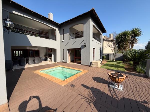 5 Bedroom House