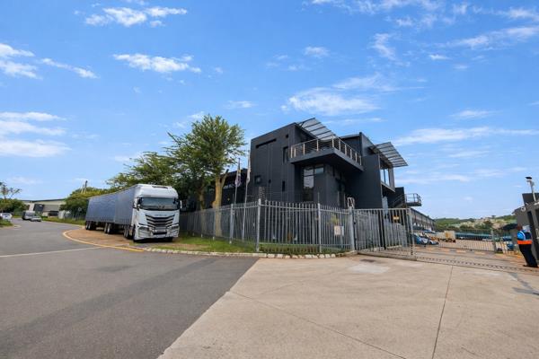 6 000  m² Industrial space