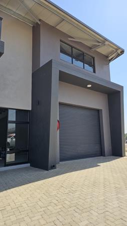 148  m² Industrial space