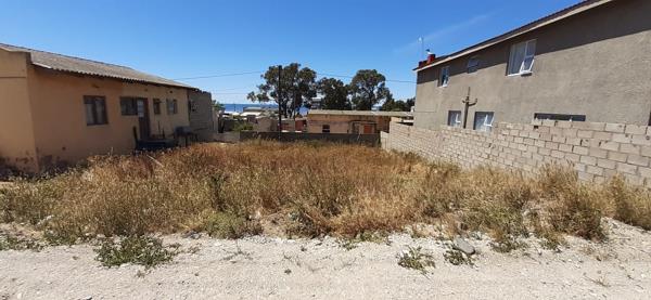 352 m² Land
