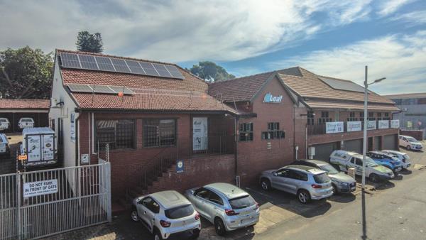 393 m² Office Space