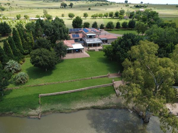 2.2 ha Smallholding