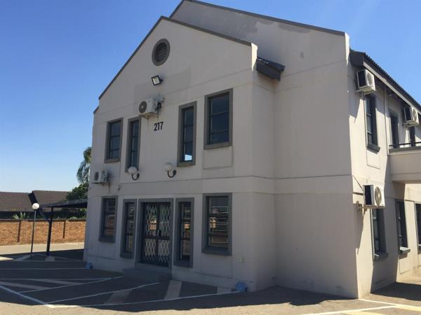 234  m² Commercial space