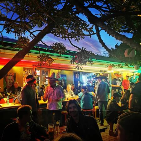 300  m² Commercial space