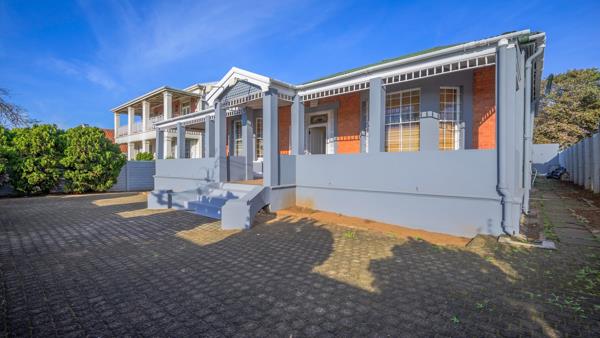 280  m² Commercial space