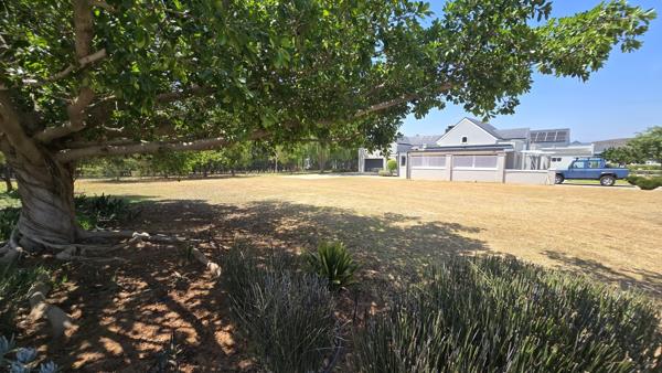 451 m² Land
